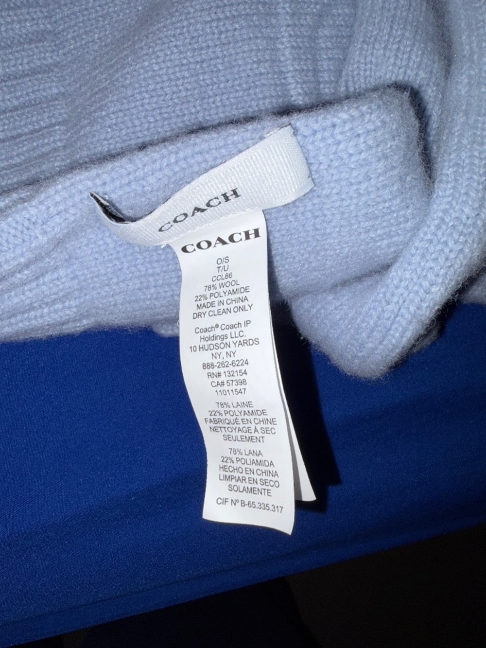 Coach Baby Blue Scard.